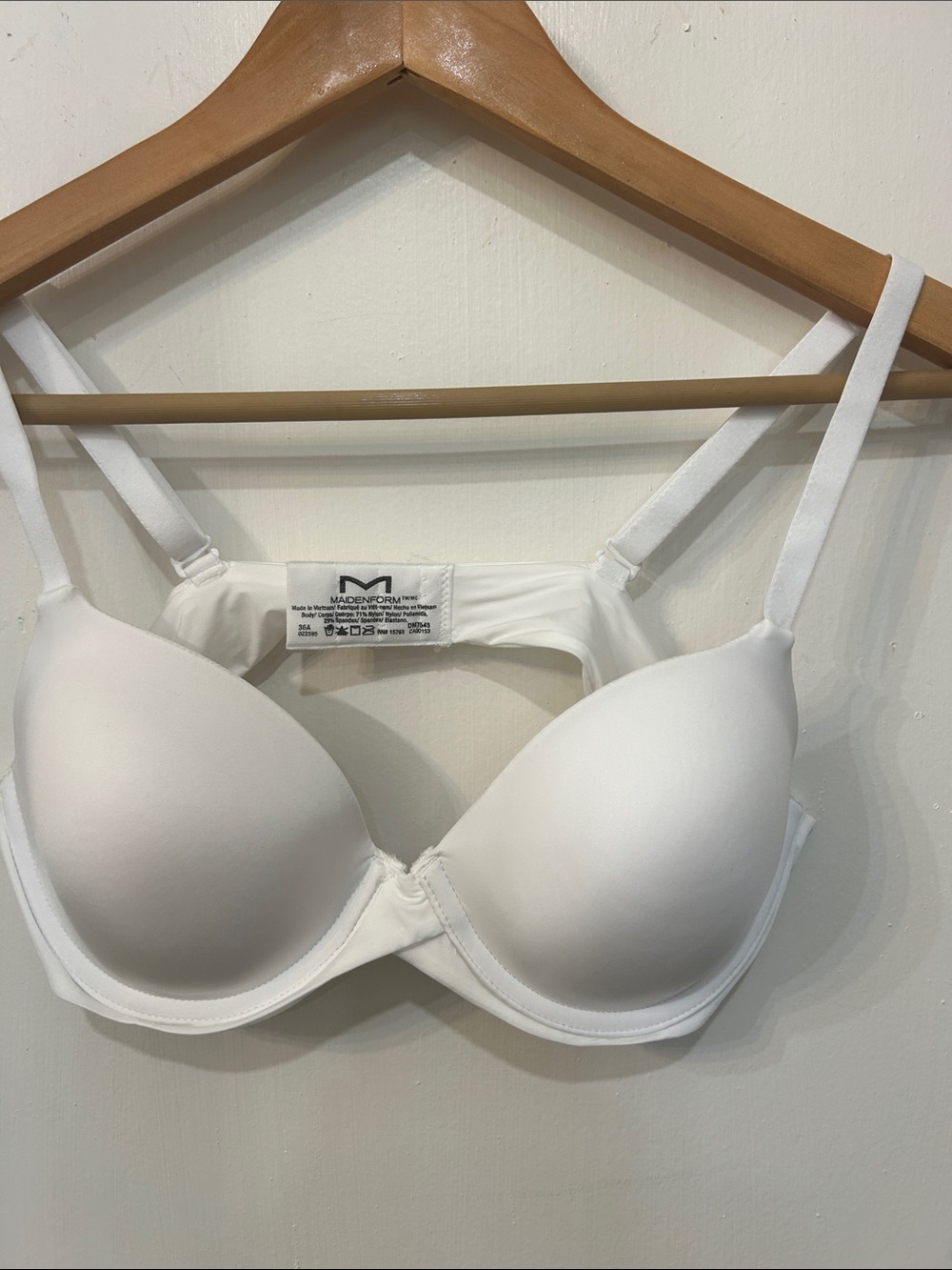 Maidenform One Fab Fit Underwire, Push-Up T-Shirt, Modern Demi, Lightly Padded B